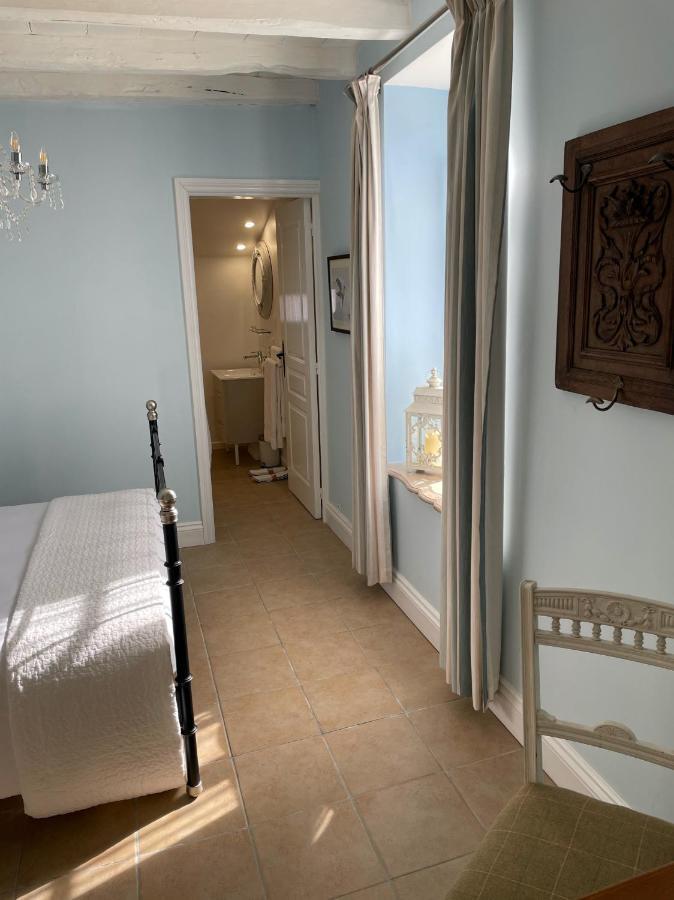 Maison Hirondelles Gites Mezieres-sur-Issoire エクステリア 写真